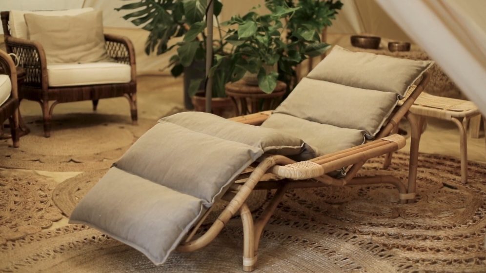 Bloomington LEVON SYLI PArolan Rottinki Lasse lepotuoli